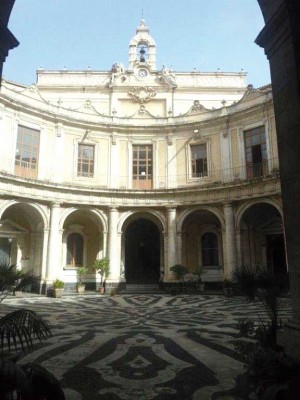 Il cortile del Convitto Cutelli a Catania
