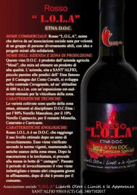 Il vino Etna rosso prodotto da "Lola"